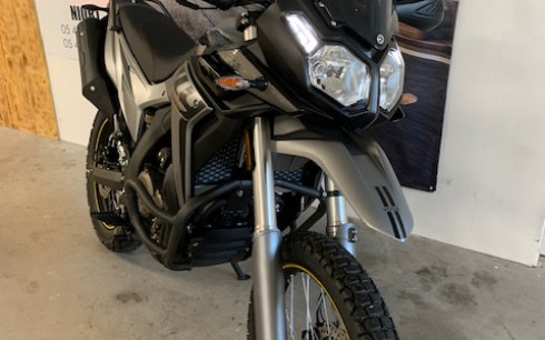 VOGE 300 RALLY