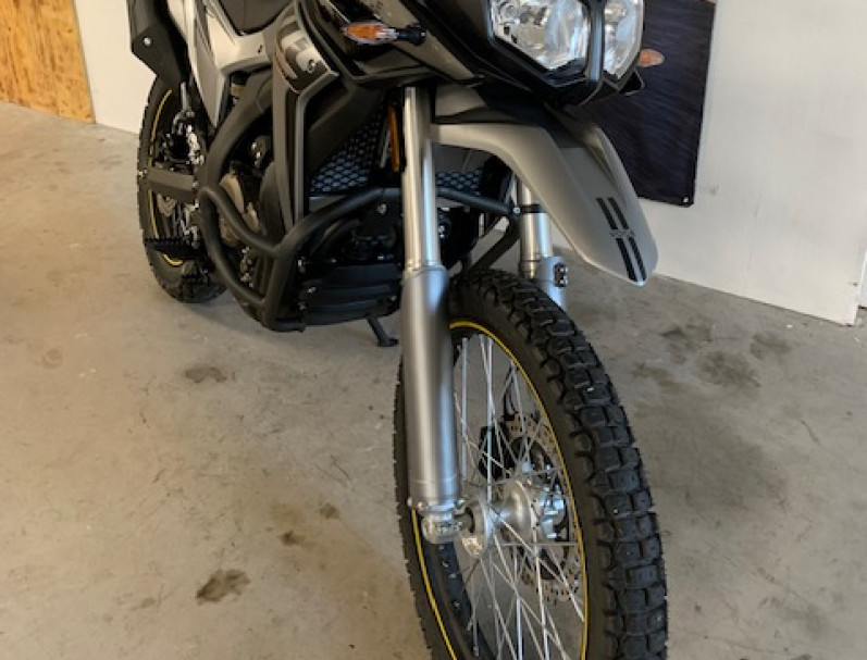 VOGE 300 RALLY
