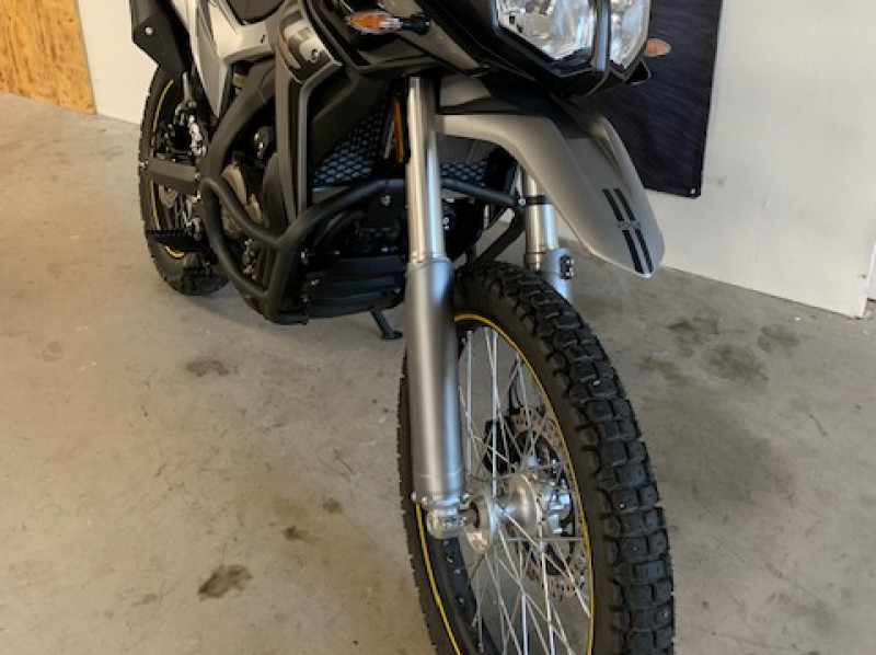 VOGE 300 RALLY