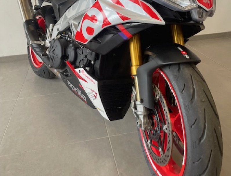 APRILIA TUONO 1100 V4 FACTORY / CREDIT 184 EUROS/MOIS *