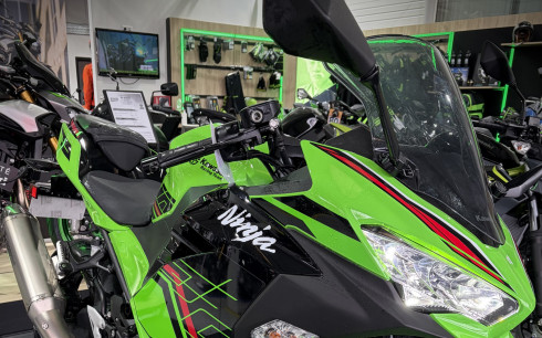 KAWASAKI NINJA 400
