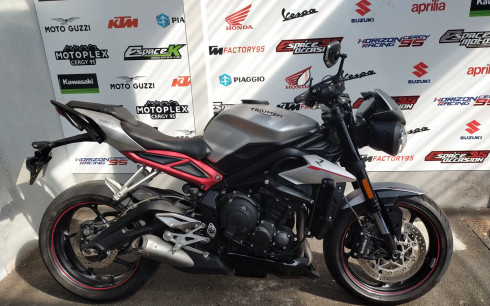 TRIUMPH STREET TRIPLE 765 R