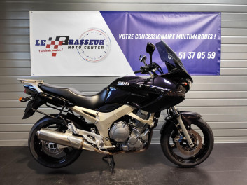 YAMAHA TDM 900