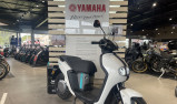 YAMAHA NEO
