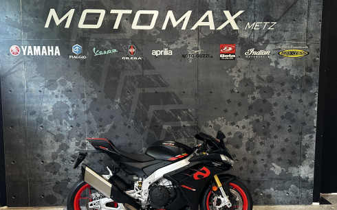 APRILIA RSV4 1100 RR SACHSENRING BLACK 500kms!