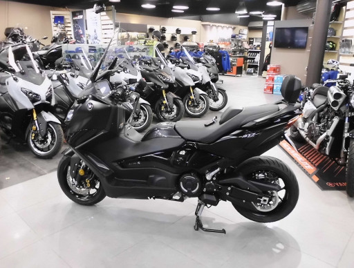 YAMAHA XP T-MAX 560 TECH MAX