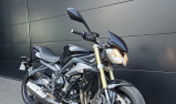 TRIUMPH STREET TRIPLE 675