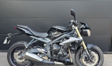 TRIUMPH STREET TRIPLE 675