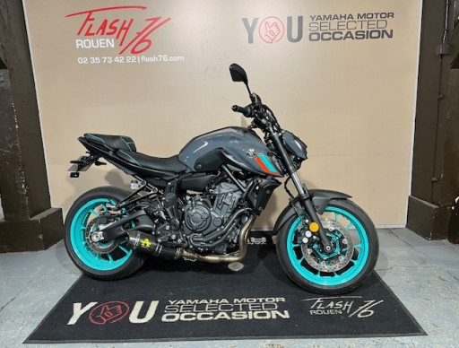 YAMAHA MT-07