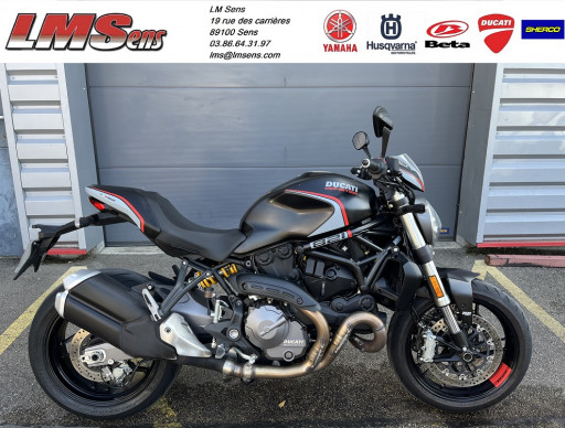 DUCATI MONSTER 821 STEALTH