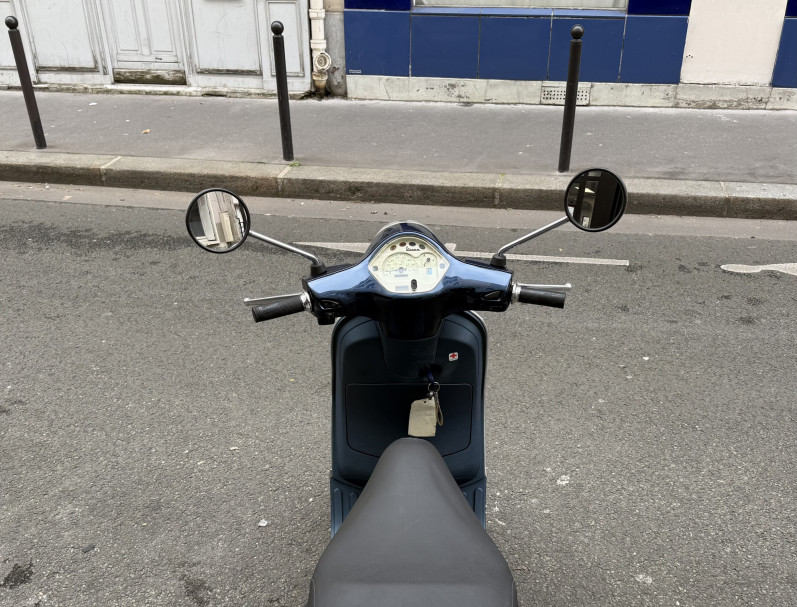 VESPA LX 50 FL CC 2T BLEU BRILLANT BON ETAT CRIT