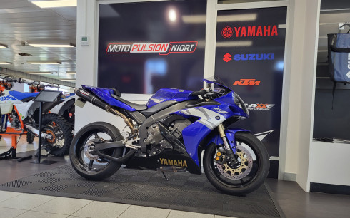 YAMAHA YZF 1000 R1 2004 | 35000KMS | 129€/MOIS