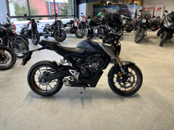 HONDA CB125R 2023 Première main