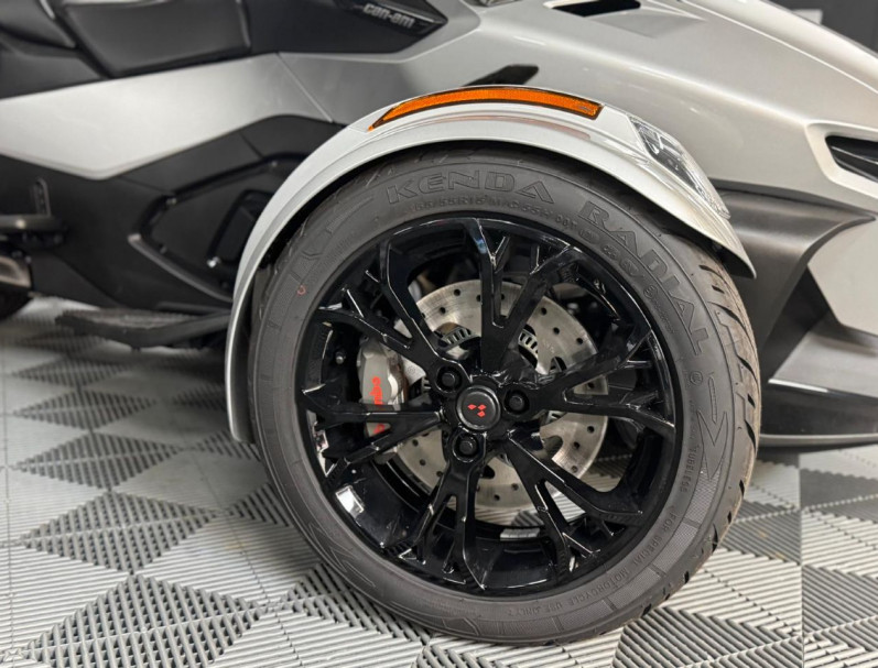 CAN-AM SPYDER RT LIMITED NEUF 