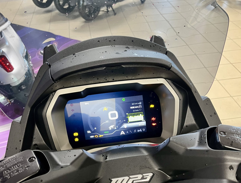 PIAGGIO MP3 530 HPE EXCLUSIVE
