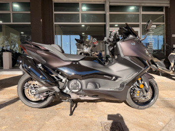 YAMAHA T-MAX 560 TECH MAX