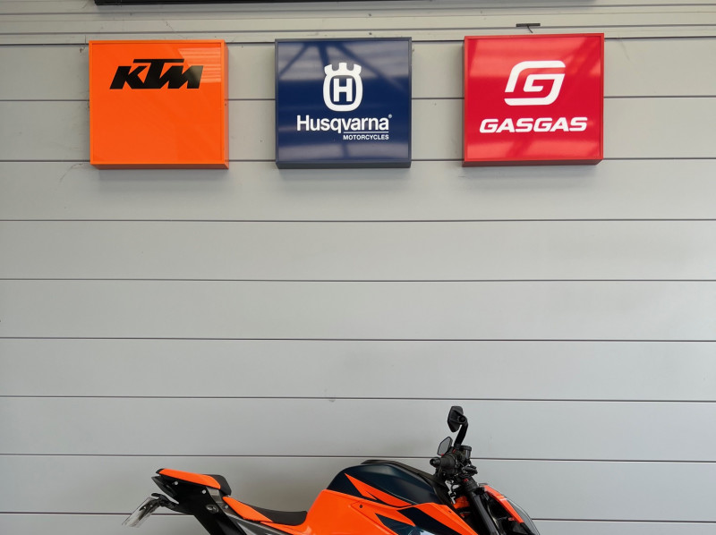 KTM 1290 SUPER DUKE R