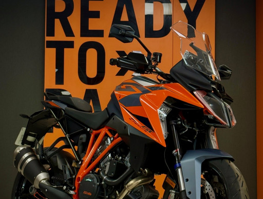 KTM 1290 SUPER DUKE GT TECH PACK