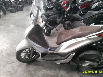 PIAGGIO MEDLEY 125 PETIT CHOC CARTE GRISE/RIV N°22252