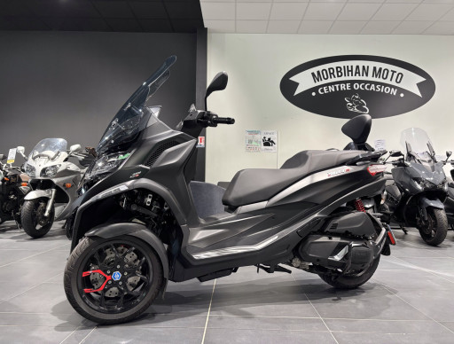 PIAGGIO MP3 400 HPE SPORT ABS ASR / MP3 400 HPE SPORT/ Garantie 