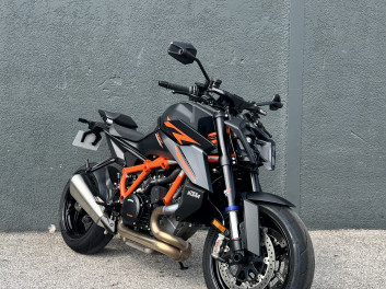 KTM 1390 SUPER DUKE R EVO