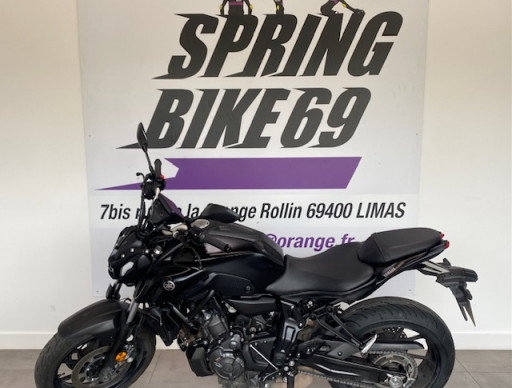 YAMAHA MT-07 (47.5CV)