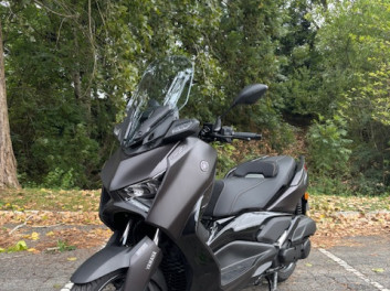 YAMAHA XMAX 300 Tech Max