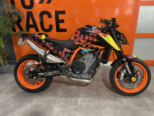 KTM 890 DUKE R