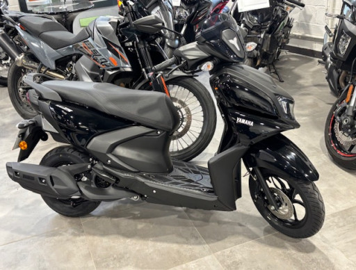 YAMAHA RayZR 125