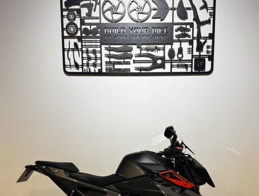KTM 990 DUKE