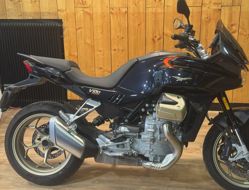 MOTO GUZZI V100  MANDELLO