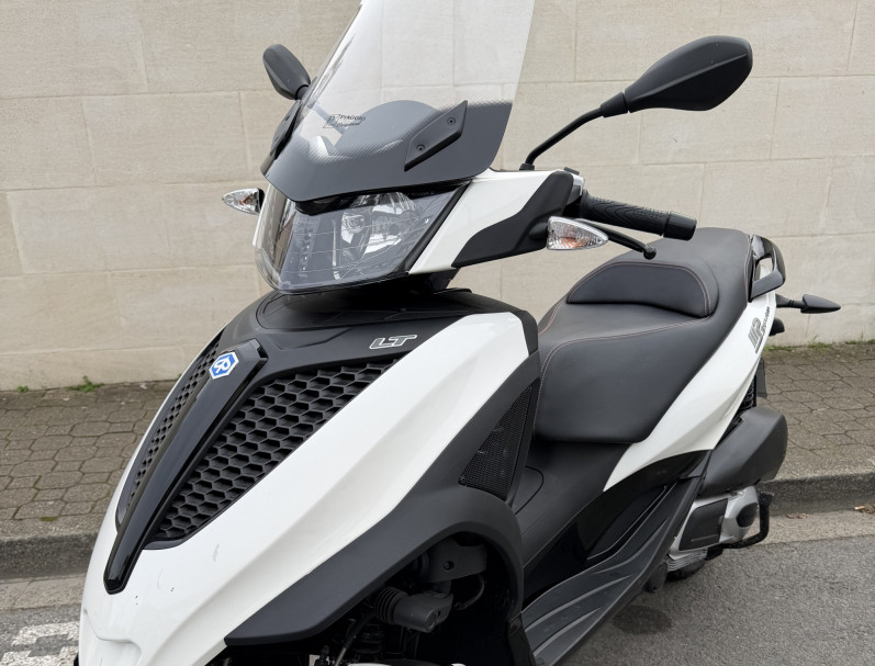 PIAGGIO MP3 300LT YOURBAN
