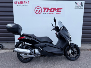YAMAHA X-MAX 125