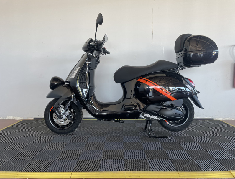 PIAGGIO VESPA GTV 300