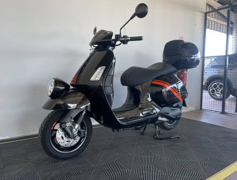 PIAGGIO VESPA GTV 300