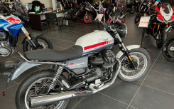 MOTO GUZZI V7 SPECIAL 850cm3 neuve 0 kms Déstockage