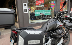MOTO GUZZI V85 TT / V85TT / V 85 TT REVOK/GARANTIE