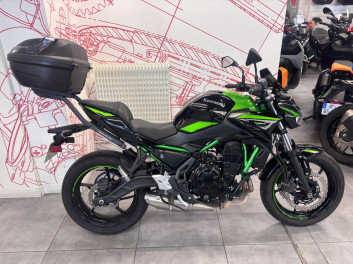 KAWASAKI Z 650 - BRIDABLE A2 - 96€/MOIS