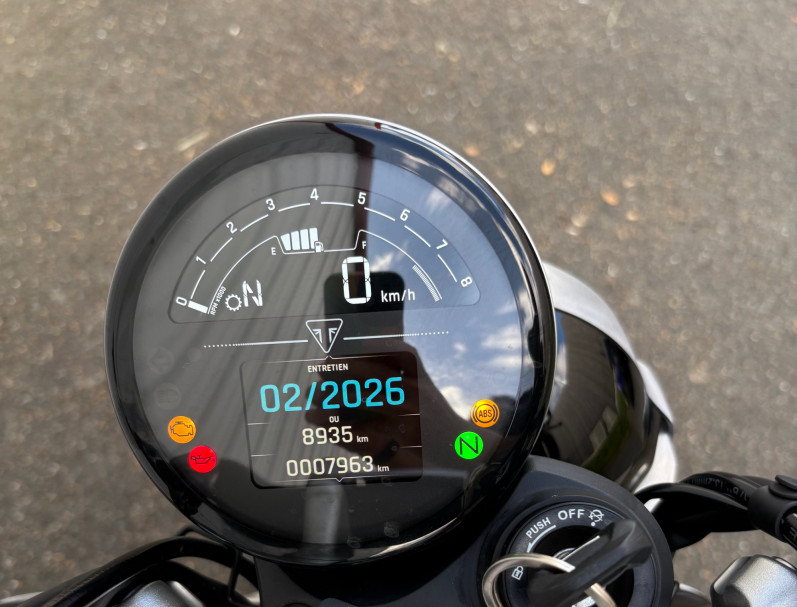 TRIUMPH SPEED TWIN 1200