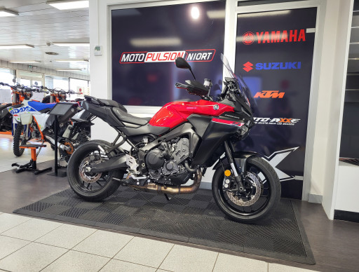 YAMAHA TRACER 9 Y-AMT 2025 | 1500KMS | 199€/MOIS