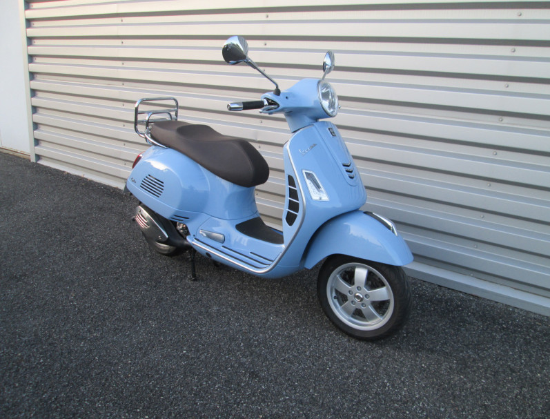 VESPA GTS 300 SUPER