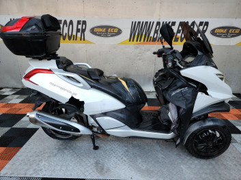 PEUGEOT METROPOLIS 400 ANNEE 2015 RSV POUR PRO OU EXPORT (61403)