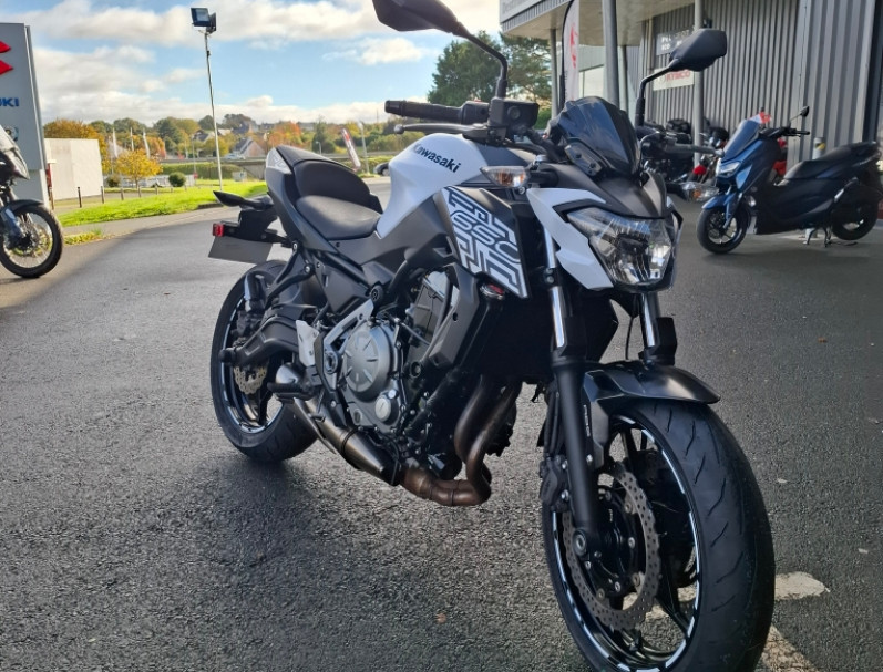 KAWASAKI Z 650 (47.5CV) IDEAL PERMIS A2 GARANTIE 12 MOIS
