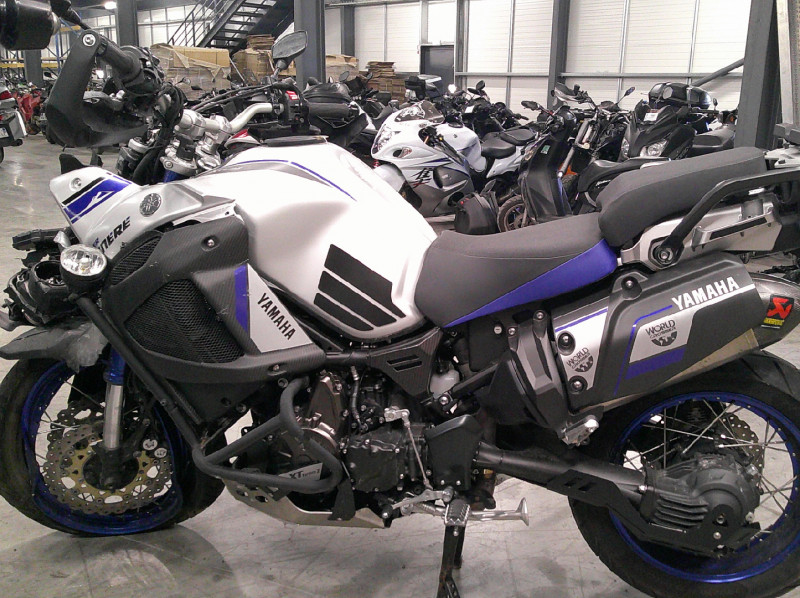 YAMAHA XT1200Z Accidentée RSV N°20496