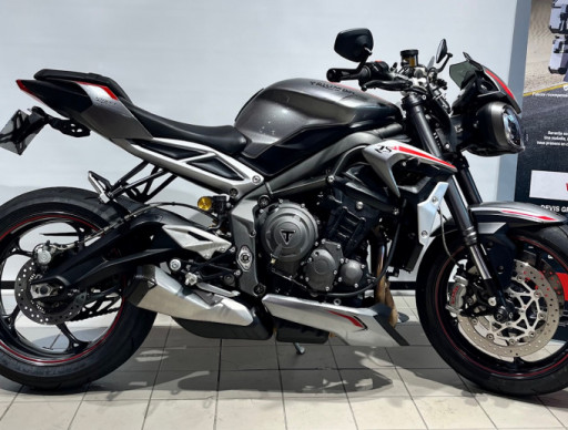 Street Triple RS