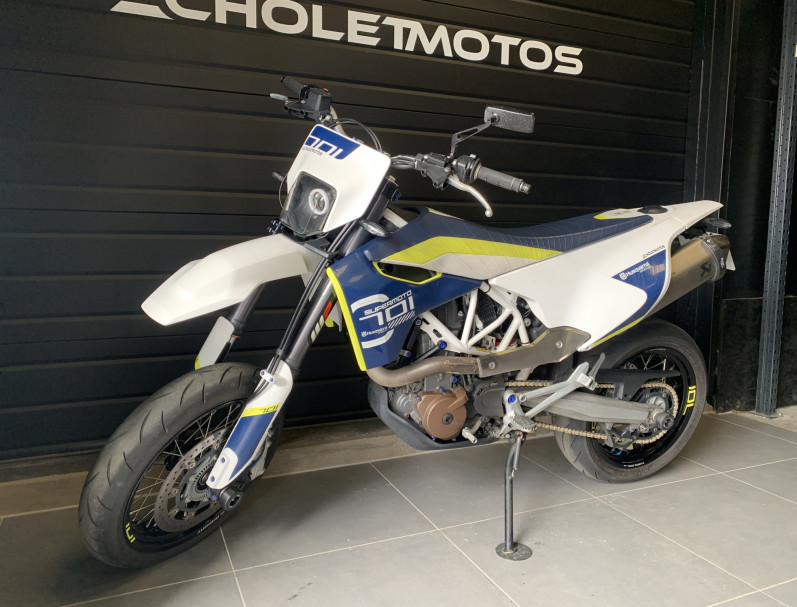HUSQVARNA 701 SUPERMOTARD