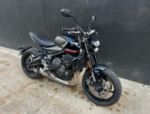 TRIUMPH TRIDENT 660 - A2