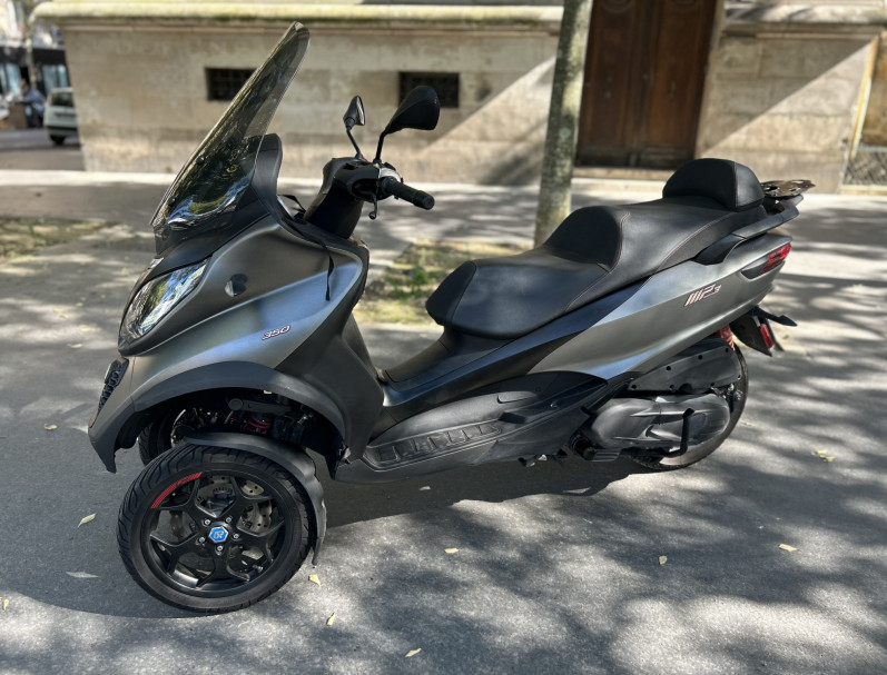 PIAGGIO MP3 350 LT GRIS ABS/ASR 15000KM LIVRAISON DANS TOUTE LA FRANCE 
