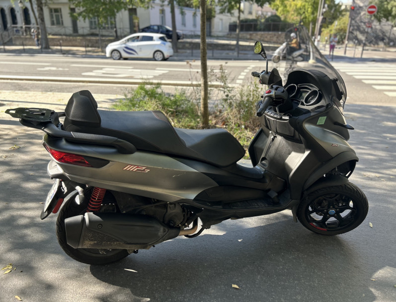 PIAGGIO MP3 350 LT GRIS ABS/ASR 15000KM LIVRAISON DANS TOUTE LA FRANCE 
