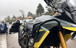 SUZUKI DL V-STROM 800DE - 2024 -3837 KM - OCCASION - GARANTIE / RÉVISÉE / LIVRAISON POSSIBLE